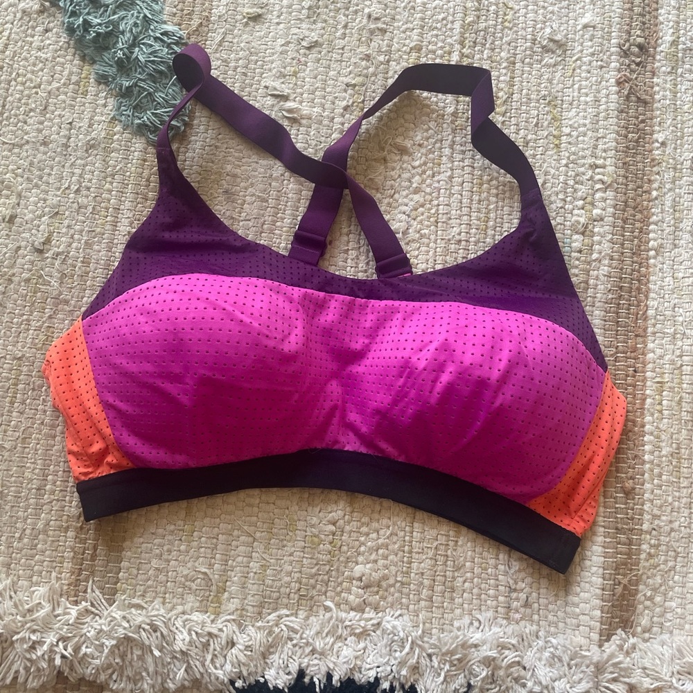 Victoria Secret Incredible Max High Impact Sports Bra
